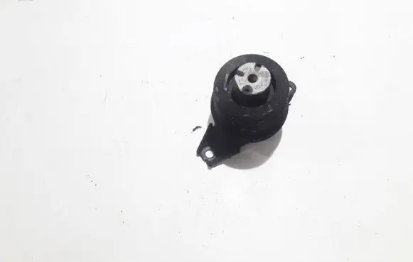 Volkswagen Transporter - Caravelle T5 Engine mount bracket