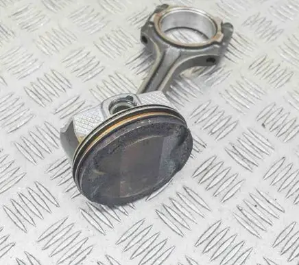 Piston