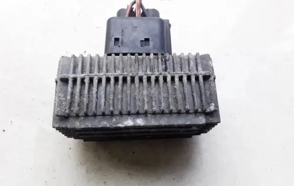Opel Zafira A Glow plug pre-heat relay 09132691 51299008