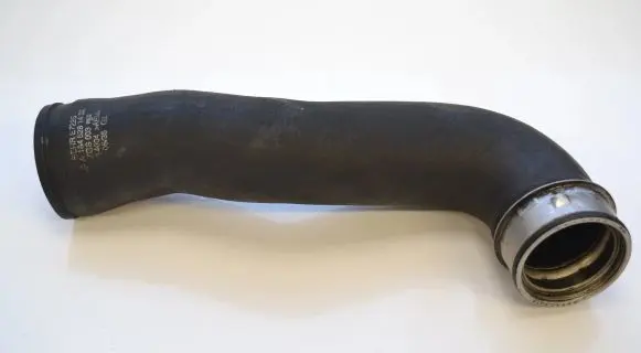 Mercedes-Benz ML W164 Intercooler hose/pipe A1645281482