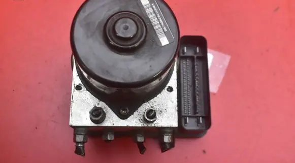Mazda MX-5 NC Miata ABS Pump 5N61-2C405-CB
