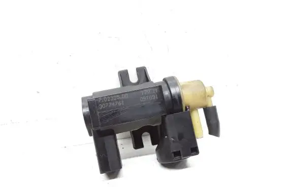 Volvo V70 Turbo solenoid valve 30774761 70232500