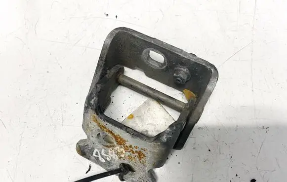 Peugeot 207 Tailgate/trunk/boot hinge
