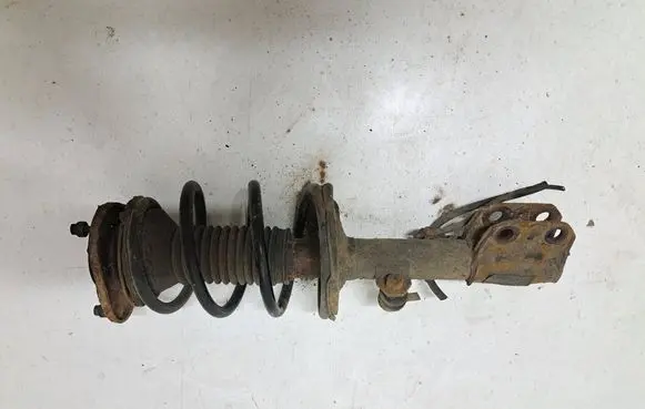 Toyota Avensis T250 Front shock absorber with coil spring 