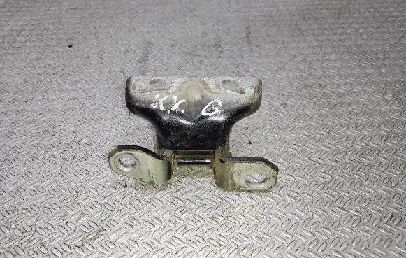 Rear door upper hinge