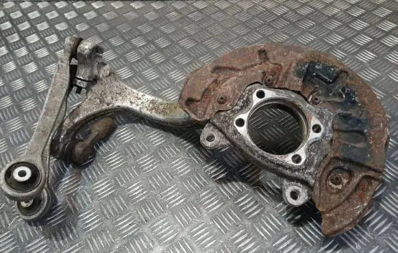 Audi A6 S6 C6 4F Front wheel hub spindle knuckle