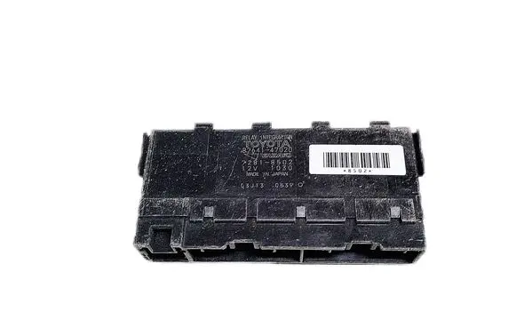 Toyota Auris 150 Fuse box set 82641-47020