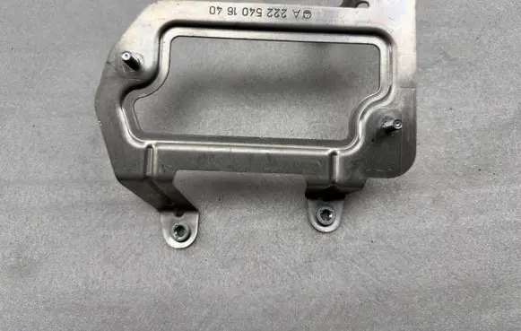 Mercedes-Benz S W222 Bracket in trunk/boot A2225401640