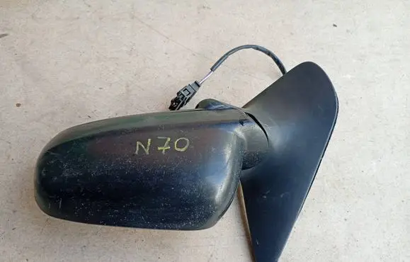 Volkswagen Golf IV Front door electric wing mirror 20161871H