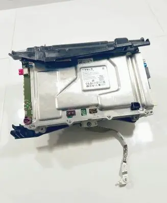 Tesla Model 3 Other control units/modules 1681271-00-D 1960100 PGA22011A00730