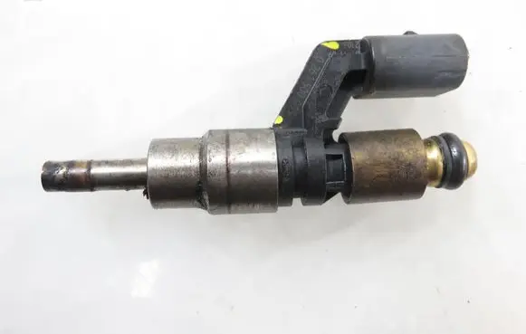 Volkswagen Golf IV Fuel injector 0261500005 036906036