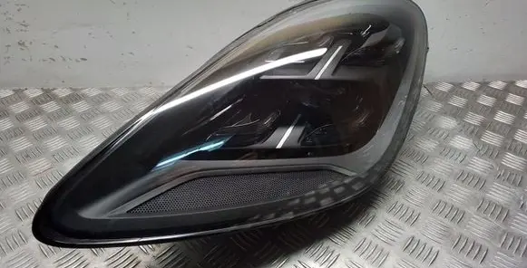 Porsche Cayenne (9Y0 9Y3) Headlight/headlamp 9Y0941035M