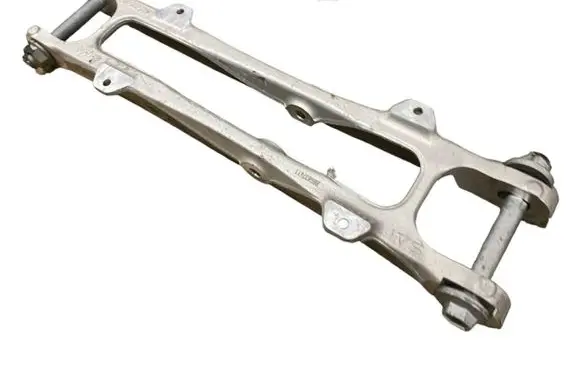 BMW M8 F93 Gran Coupe Rear control arm 8091698 33328091698