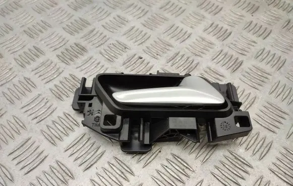 Front door interior handle