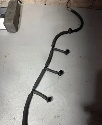 Fuel return line/hose