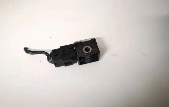 Hyundai Santa Fe Airbag deployment crash/impact sensor 959202b000 95920-2b000