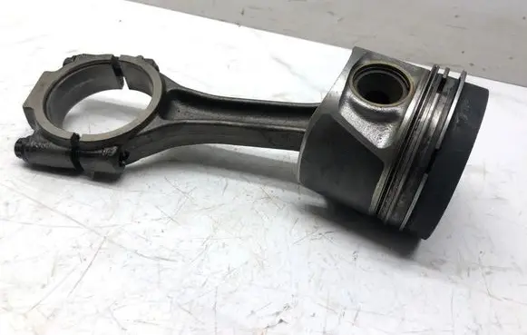 Audi A4 S4 B8 8K Piston with connecting rod 