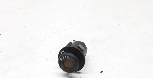 Volkswagen Transporter - Caravelle T4 Windscreen/window heater switch 90119429