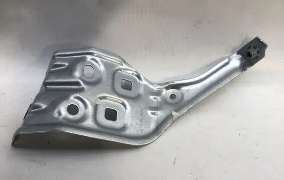 Mercedes-Benz B W247 Fender mounting bracket A2478810400