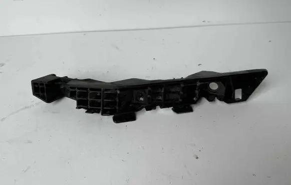 KIA Sportage Front bumper mounting bracket