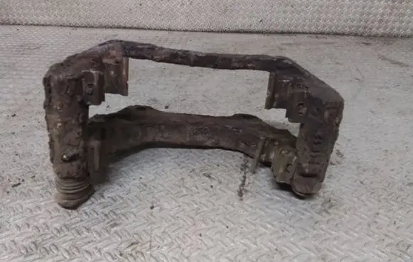Fiat Idea Front Brake Caliper Pad/Carrier 