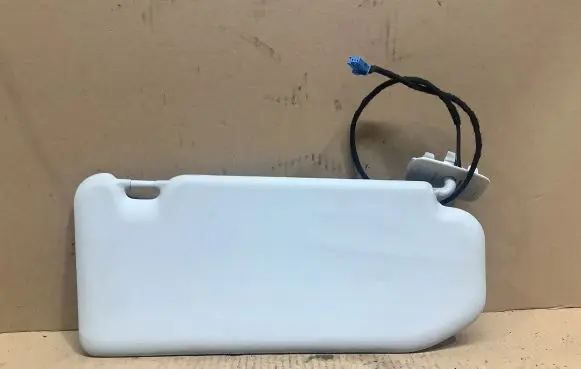 Peugeot 508 Sun visor