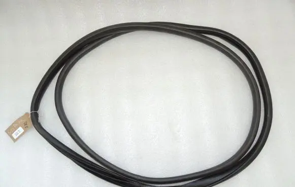 Suzuki SX4 S-Cross Front door rubber seal 8465161M00