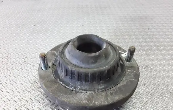 Audi A8 S8 D2 4D Front coil spring rubber mount 4D0412111A