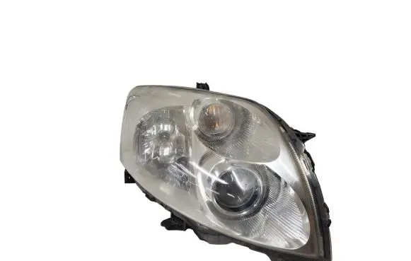 Toyota Auris 150 Headlight/headlamp 811002490 8596752020