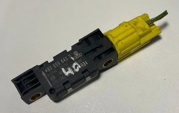 Audi A3 S3 A3 Sportback 8P Airbag deployment crash/impact sensor 4B0959643D