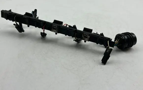 Audi A4 S4 B8 8K Fuel injector wires 03G971826A