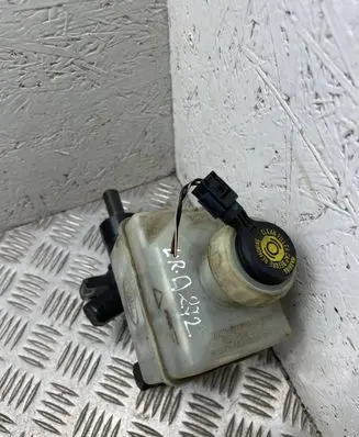 Master brake cylinder