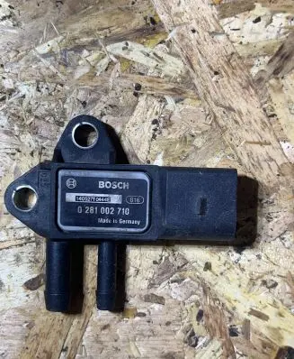 Volkswagen Golf VI Air pressure sensor 0281002710 140527T0444E