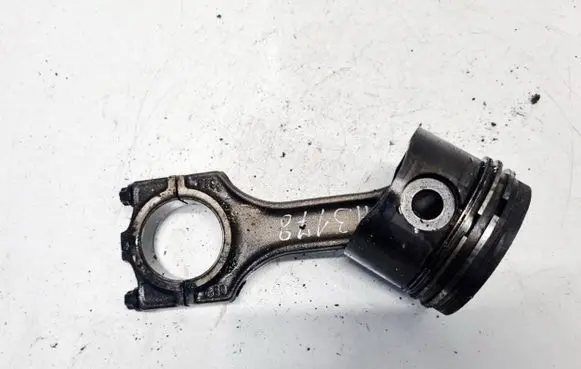 Piston with connecting rod