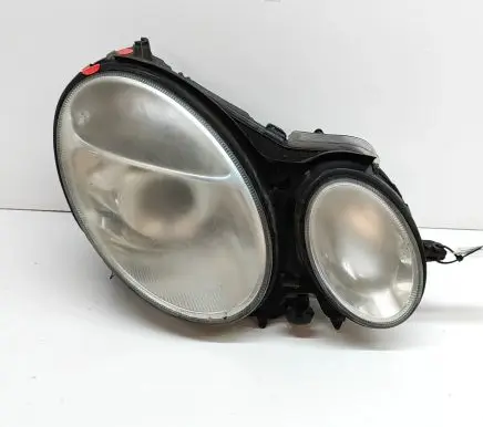Mercedes-Benz E W211 Headlight/headlamp A2118201461 A0028202426