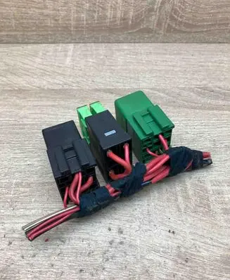 Opel Vectra B Other relay 90464760 03447012