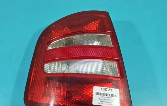 Skoda Fabia Mk1 (6Y) Rear/tail lights IMPRK1367209