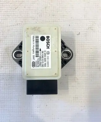 Peugeot 5008 ESP acceleration yaw rate sensor 966466158R 0265005765 7038578