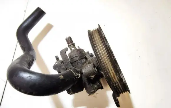 Mitsubishi Space Star Power steering pump