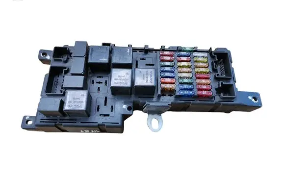 Volvo S80 Fuse module 8678449 518828017