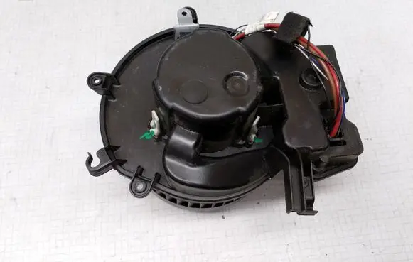 Mercedes-Benz C AMG W203 Heater fan/blower A2035403213