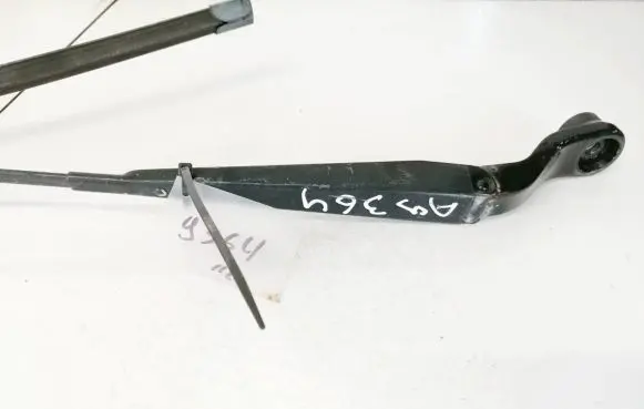 Dodge Caliber Front wiper blade arm 7158