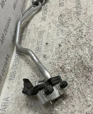 BMW X5 E70 Air conditioning (A/C) pipe/hose 9187635 8194M