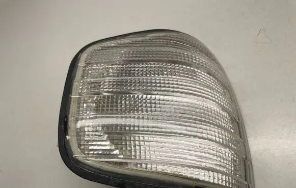 Front indicator light