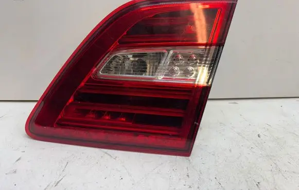 Mercedes-Benz ML AMG W164 Tailgate rear/tail lights A1669060457 480101 YAP4079211