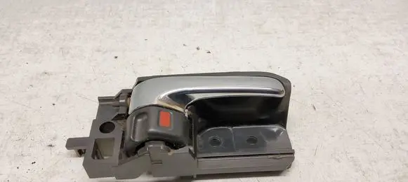 Toyota Avensis T250 Rear door interior handle 50594A2