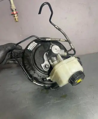 Opel Astra J Brake booster 13338058 360573521 03785925354