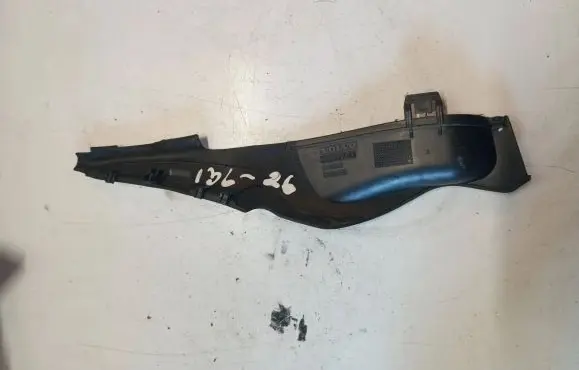 Volvo XC60 Fender end trim 31297703