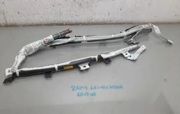 Toyota RAV 4 (XA40) Roof airbag 621668900E