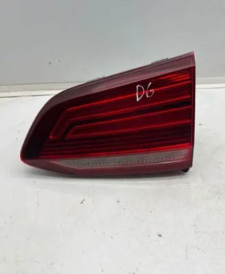 Volkswagen Golf VII Tailgate rear/tail lights 5G9945094H 90122449